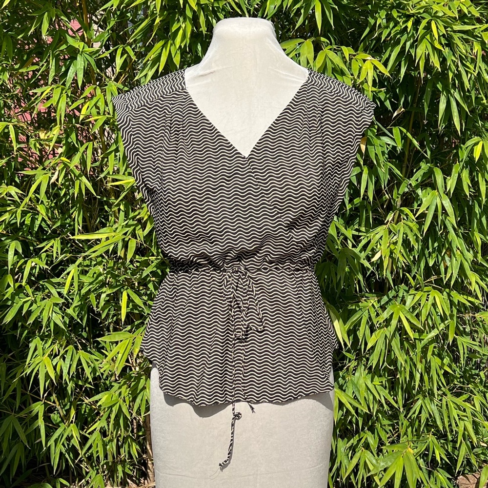 Silk tie front blouse - Medium